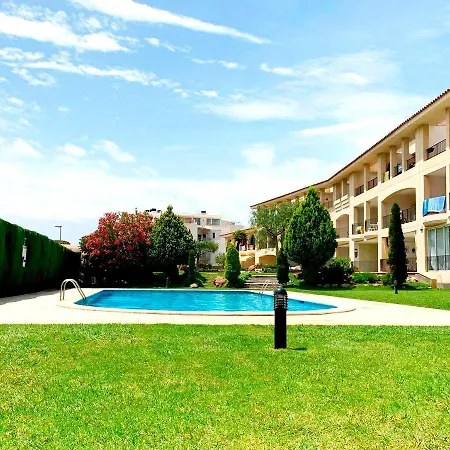 Clota Petita, Apartment
