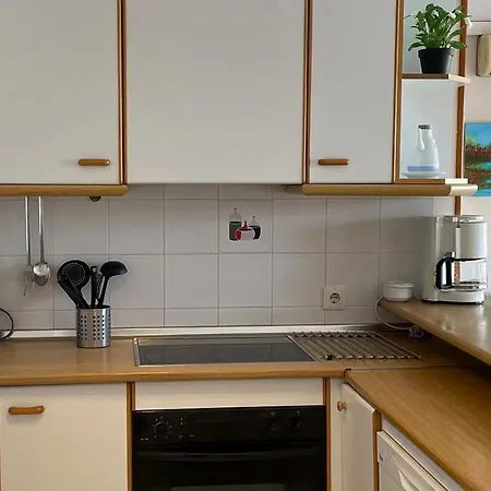 Clota Petita, Apartamento *