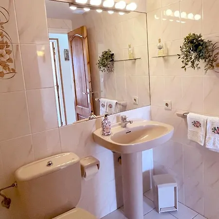 Clota Petita, Apartment